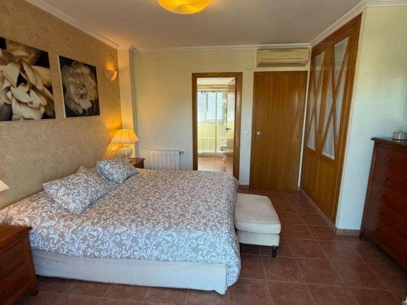 4 Bedroom 3 Bathroom Villa in Calpe - Caza De Casa