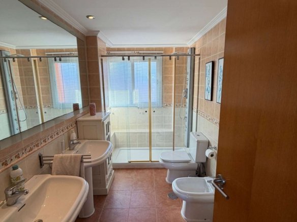4 Bedroom 3 Bathroom Villa in Calpe - Caza De Casa