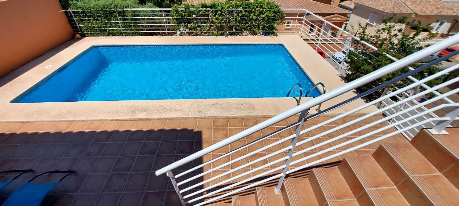 4 Bedroom 3 Bathroom Villa in Calpe - Caza De Casa
