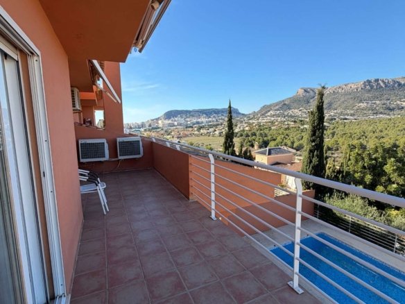 4 Bedroom 3 Bathroom Villa in Calpe - Caza De Casa