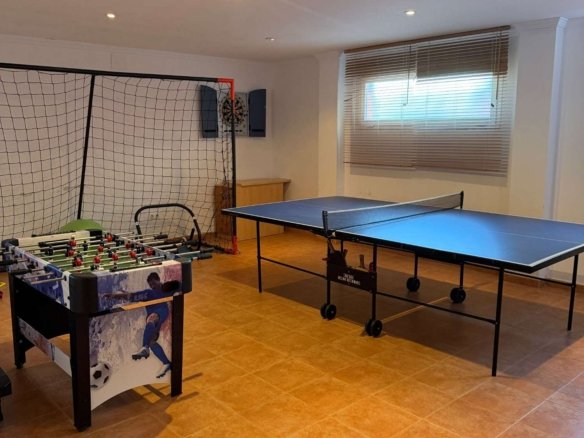 4 Bedroom 3 Bathroom Villa in Calpe - Caza De Casa