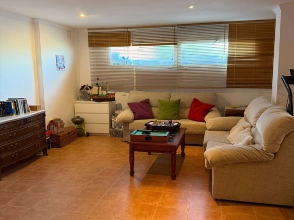 4 Bedroom 3 Bathroom Villa in Calpe - Caza De Casa