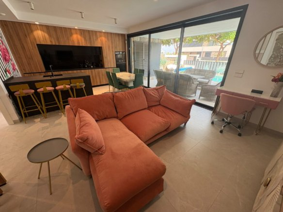 4 Bed 4 Bath Villa in Torre Pacheco - Caza De Casa