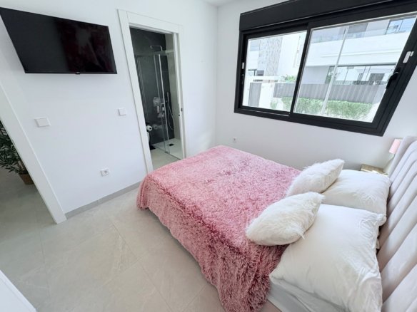 4 Bed 4 Bath Villa in Torre Pacheco - Caza De Casa