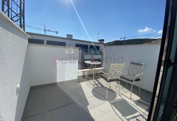3 Bed 2 Bath Town House Penthouse in Guardamar del Segura - Caza De Casa