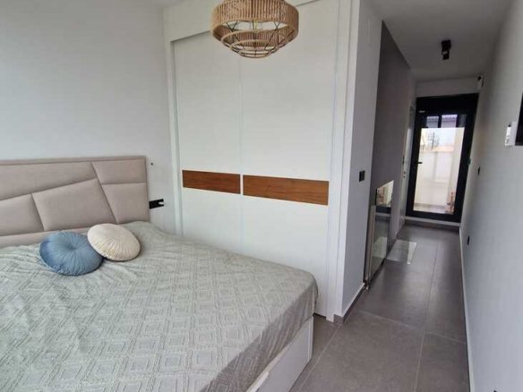 3 Bed 2 Bath Town House Penthouse in Guardamar del Segura - Caza De Casa
