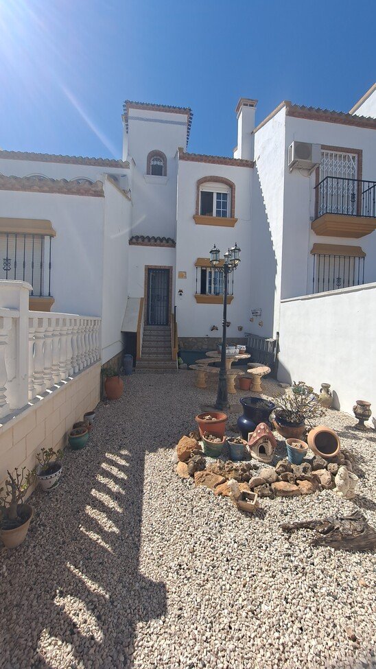 {type[1]} in {town[1]} - Caza De Casa