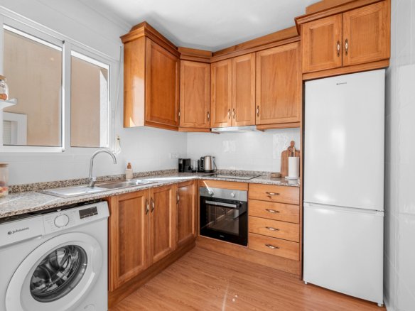 3 Bedroom 2 Bathroom Town House in San Miguel de Salinas - Caza De Casa