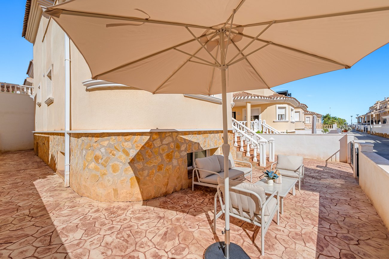 town-house-san-miguel-de-salinas-wowm-100019-25 3 Bedroom 2 Bathroom Town House in San Miguel de Salinas - Caza De Casa