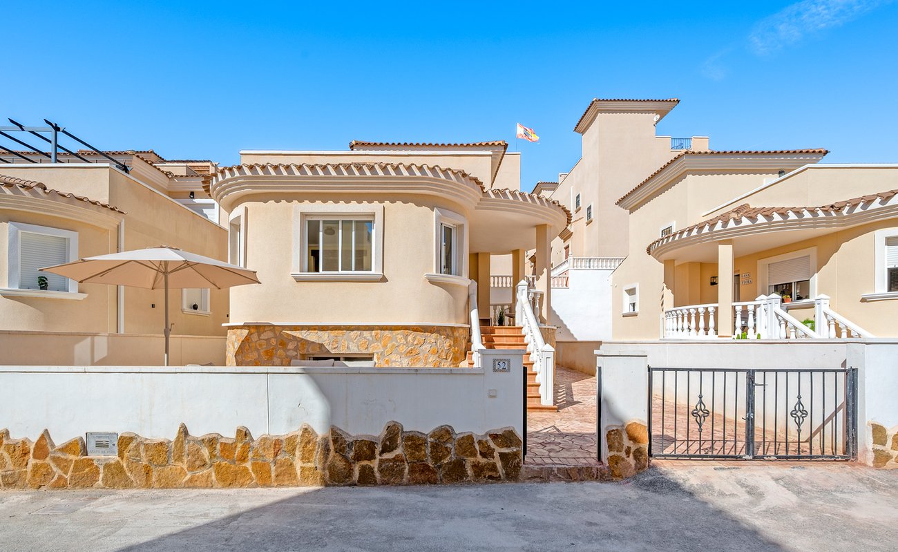 town-house-san-miguel-de-salinas-wowm-100019-30 3 Bedroom 2 Bathroom Town House in San Miguel de Salinas - Caza De Casa