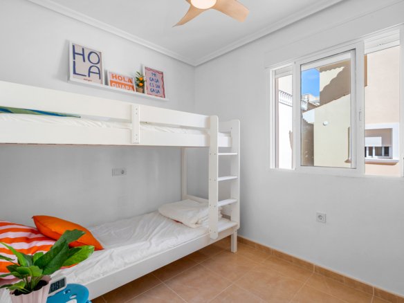 3 Bedroom 2 Bathroom Town House in San Miguel de Salinas - Caza De Casa