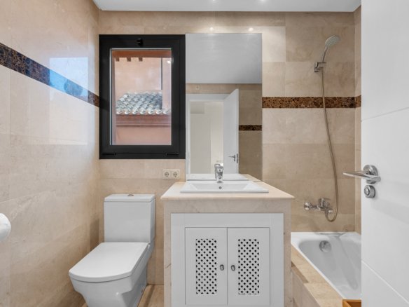 2 Bedroom 2 Bathroom Town House in San Miguel de Salinas - Caza De Casa