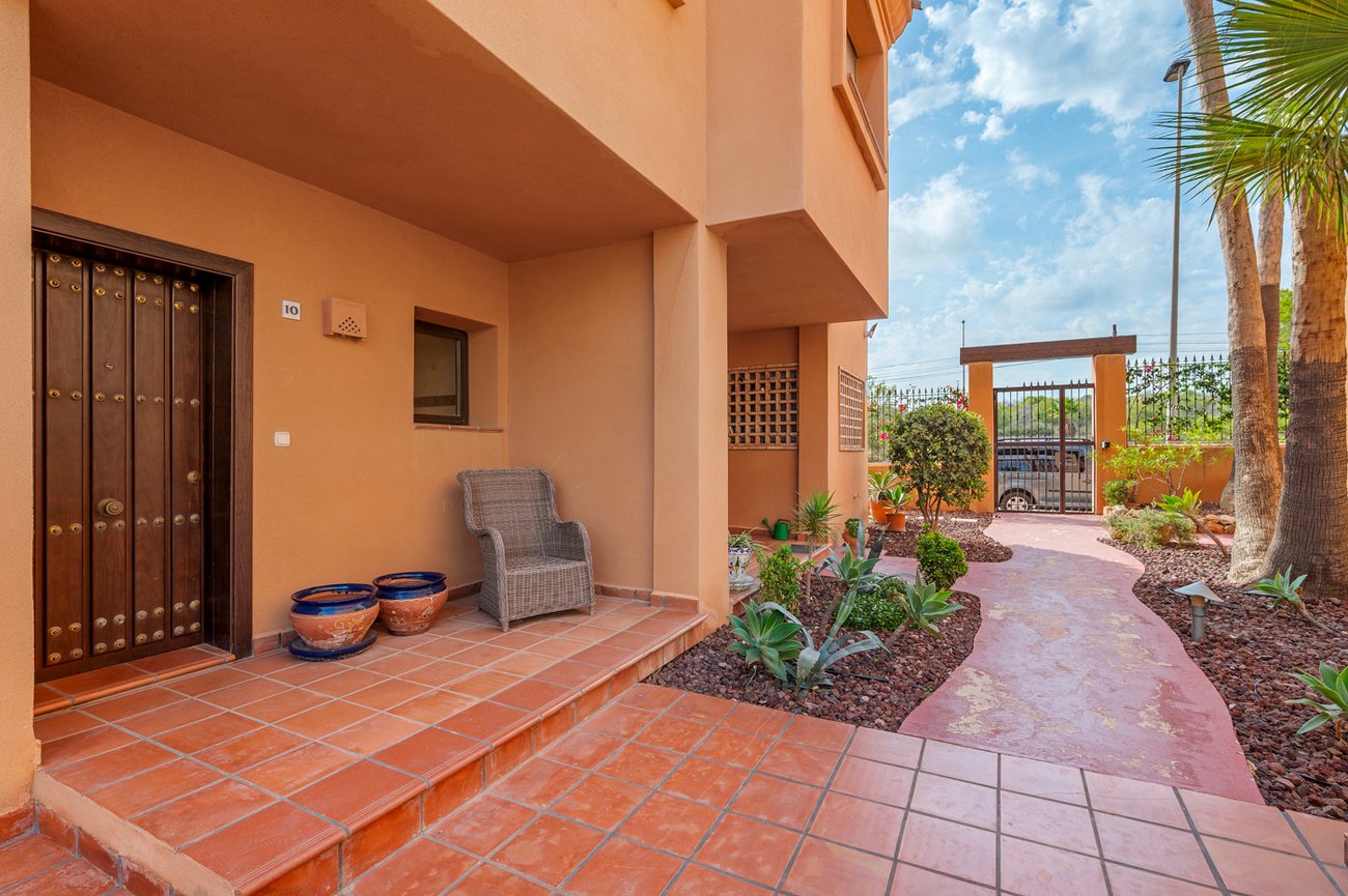 2 Bedroom 2 Bathroom Town House in San Miguel de Salinas - Caza De Casa