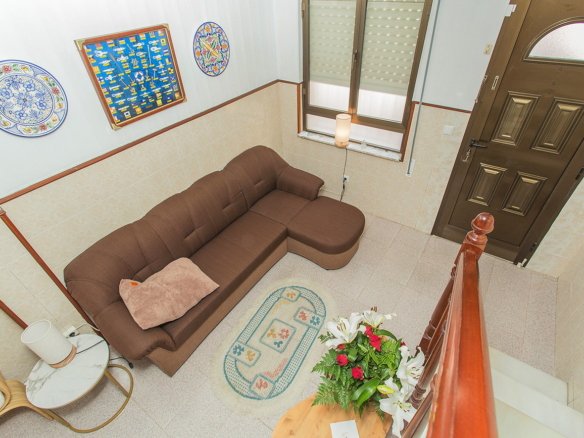 5 Bedroom 2 Bathroom Town House in Torrevieja - Caza De Casa