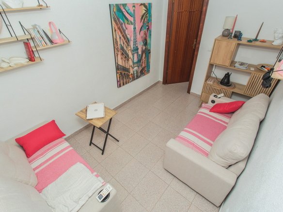 5 Bedroom 2 Bathroom Town House in Torrevieja - Caza De Casa