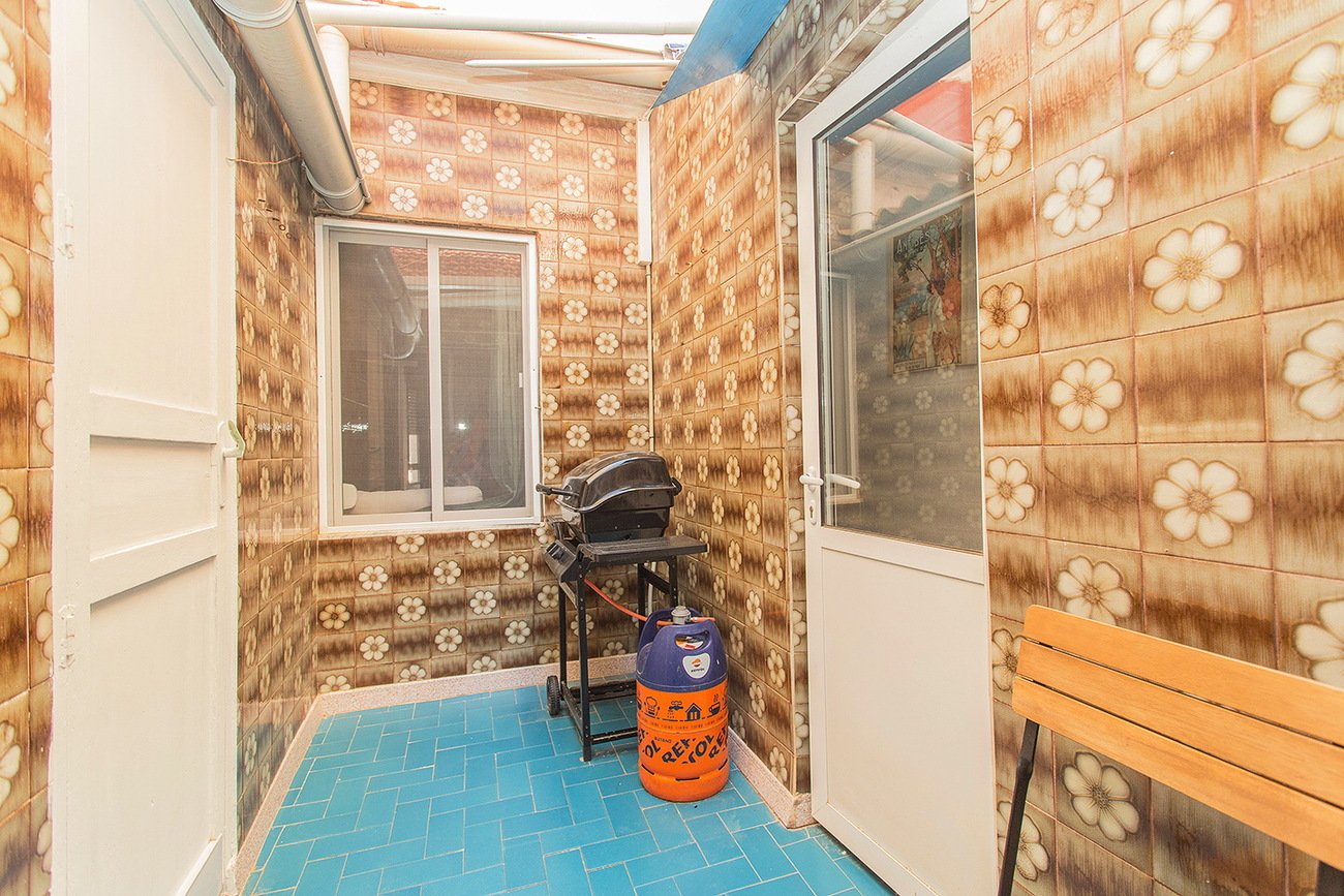 5 Bedroom 2 Bathroom Town House in Torrevieja - Caza De Casa