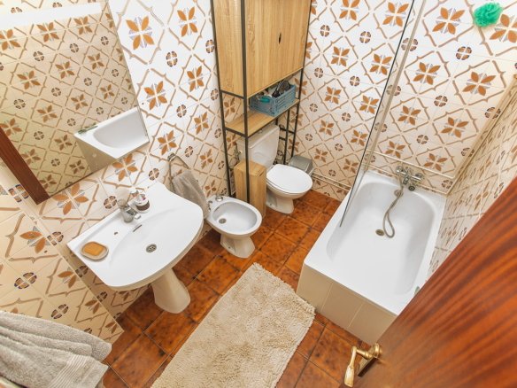 5 Bedroom 2 Bathroom Town House in Torrevieja - Caza De Casa