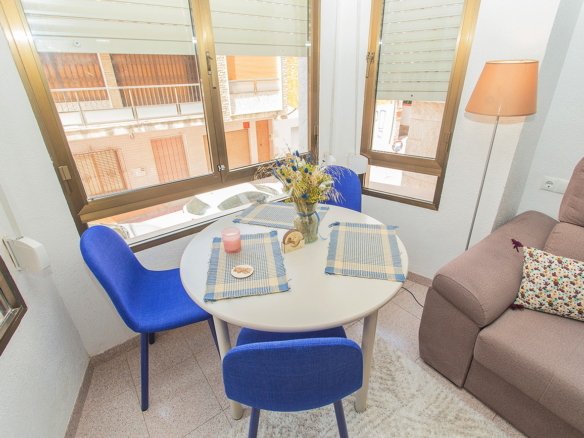 5 Bedroom 2 Bathroom Town House in Torrevieja - Caza De Casa