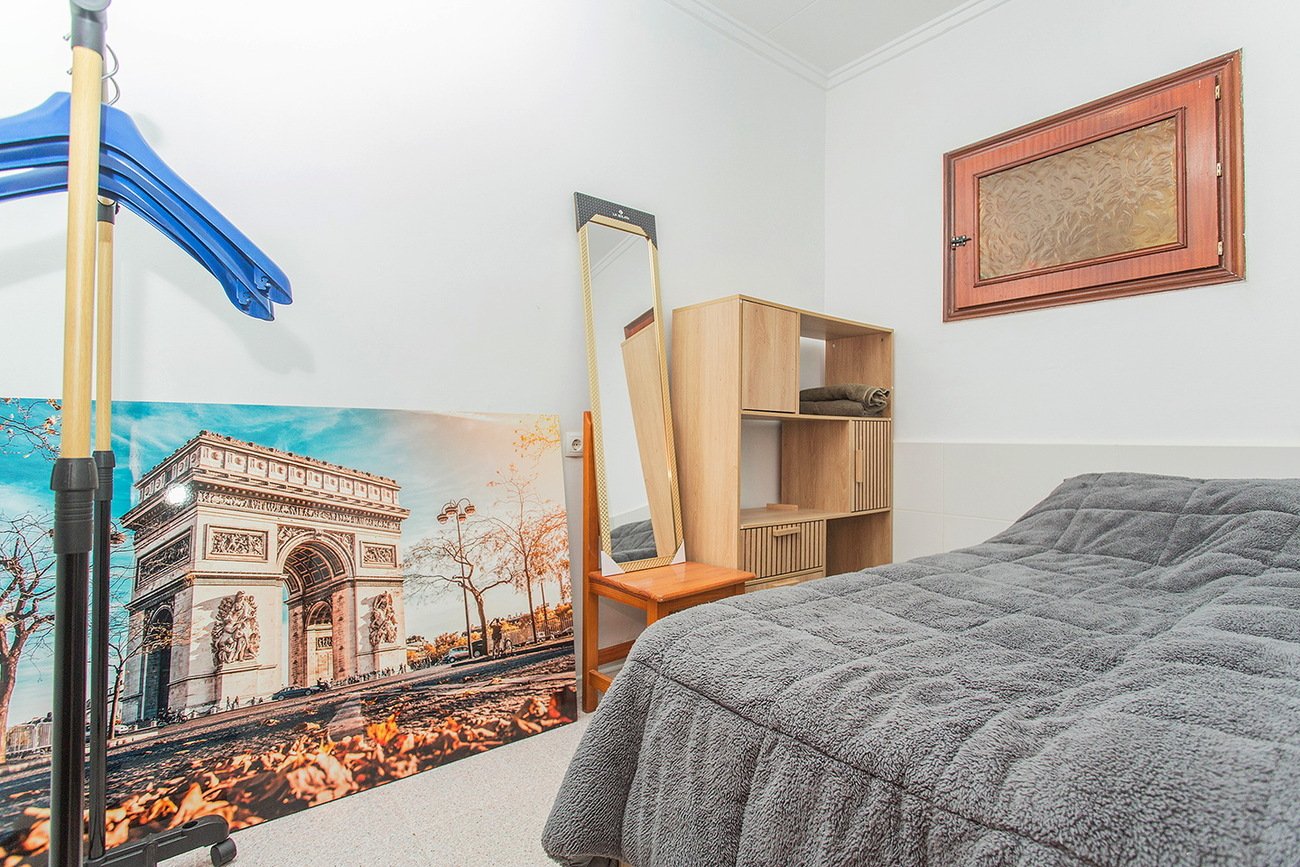 5 Bedroom 2 Bathroom Town House in Torrevieja - Caza De Casa