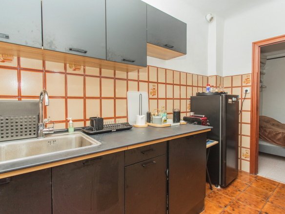 5 Bedroom 2 Bathroom Town House in Torrevieja - Caza De Casa