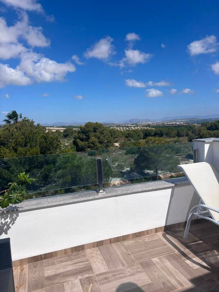 town-house-villamartin-spsdx235-52 3 Bed 3 Bath Town House in Villamartin - Caza De Casa