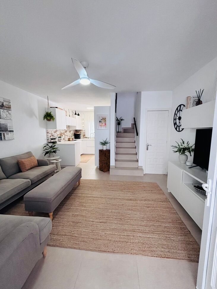 town house villamartin spsdx240 4
