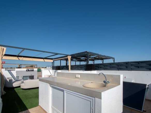 3 Bed 2 Bath Town House in Ciudad Quesada - Caza De Casa