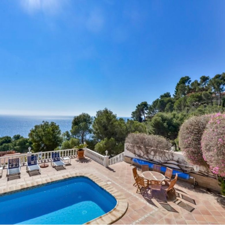 5 Bedroom 6 Bathroom Villa in Altea - Caza De Casa