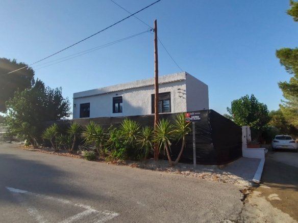 3 Bedroom 2 Bathroom Villa in Canadas De San Pedro - Caza De Casa