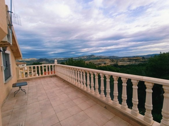 3 Bedroom 4 Bathroom Villa in Canadas De San Pedro - Caza De Casa