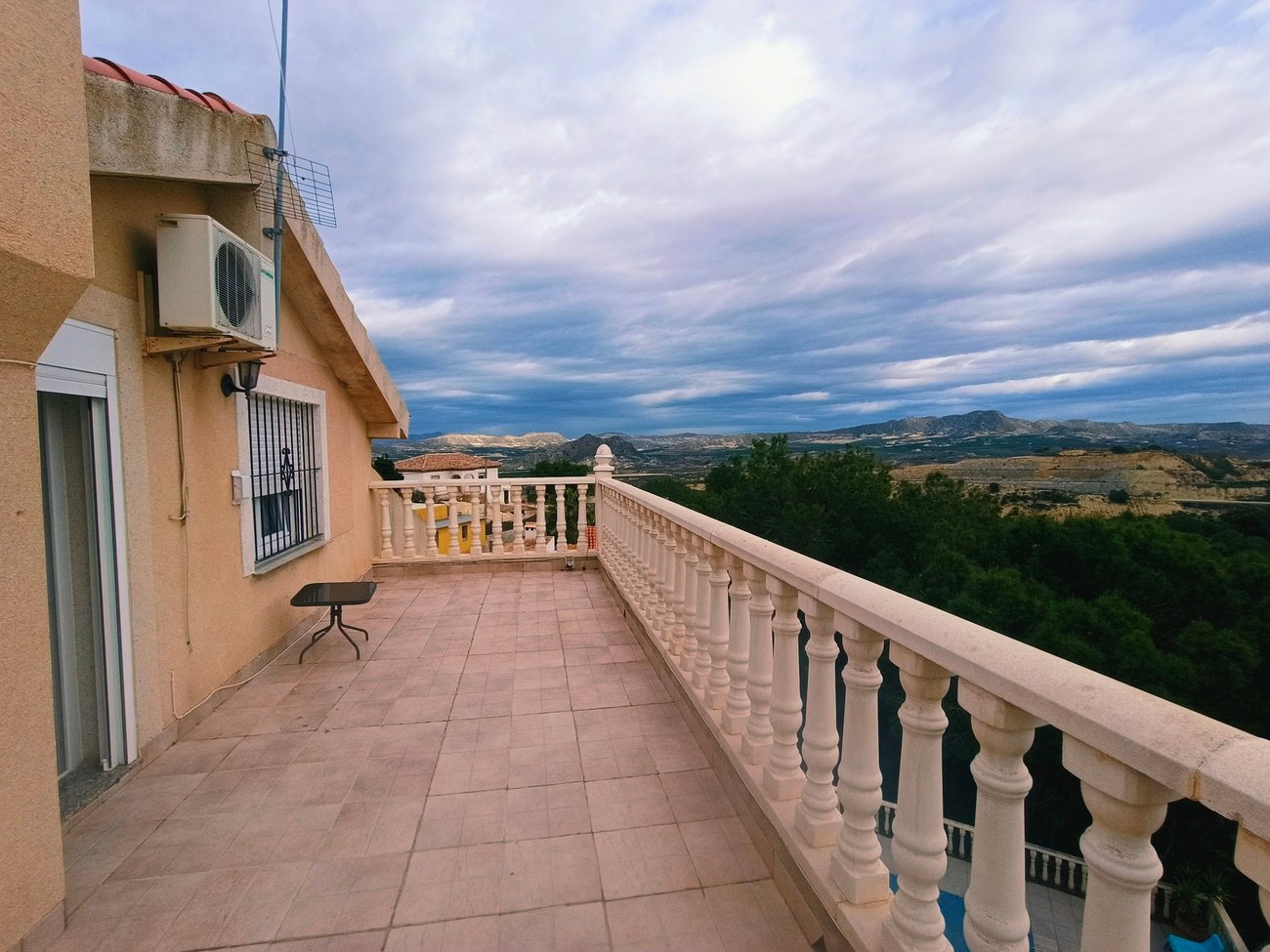 3 Bedroom 4 Bathroom Villa in Canadas De San Pedro - Caza De Casa