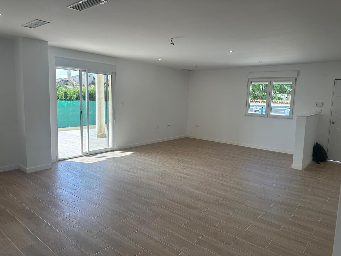 3 Bedroom 2 Bathroom Villa in Catral - Caza De Casa