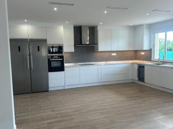 3 Bedroom 2 Bathroom Villa in Catral - Caza De Casa
