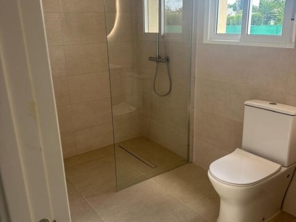 3 Bedroom 2 Bathroom Villa in Catral - Caza De Casa