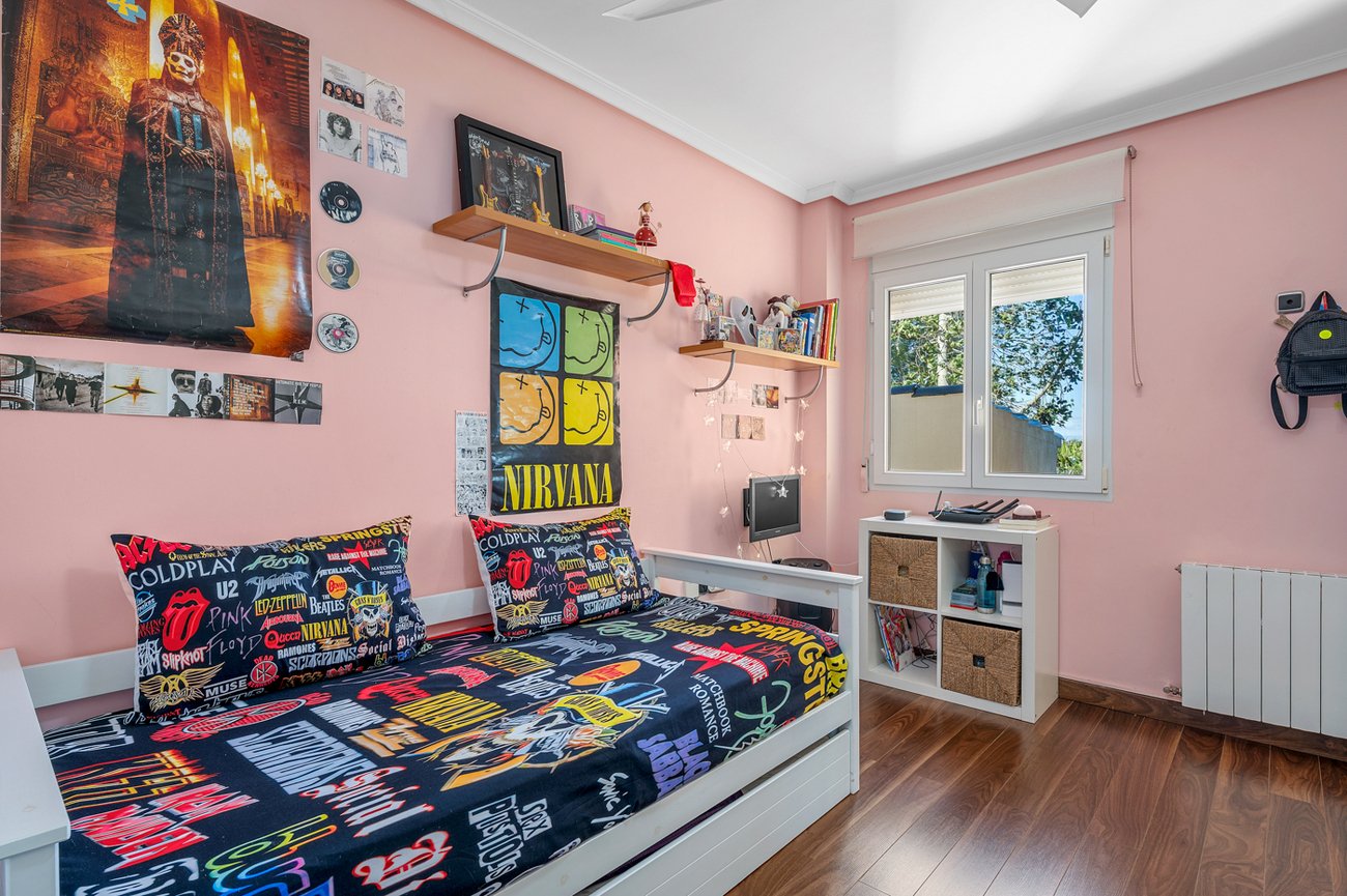 3 Bed 3 Bath Villa in Ciudad De Las Comunicaciones - Caza De Casa