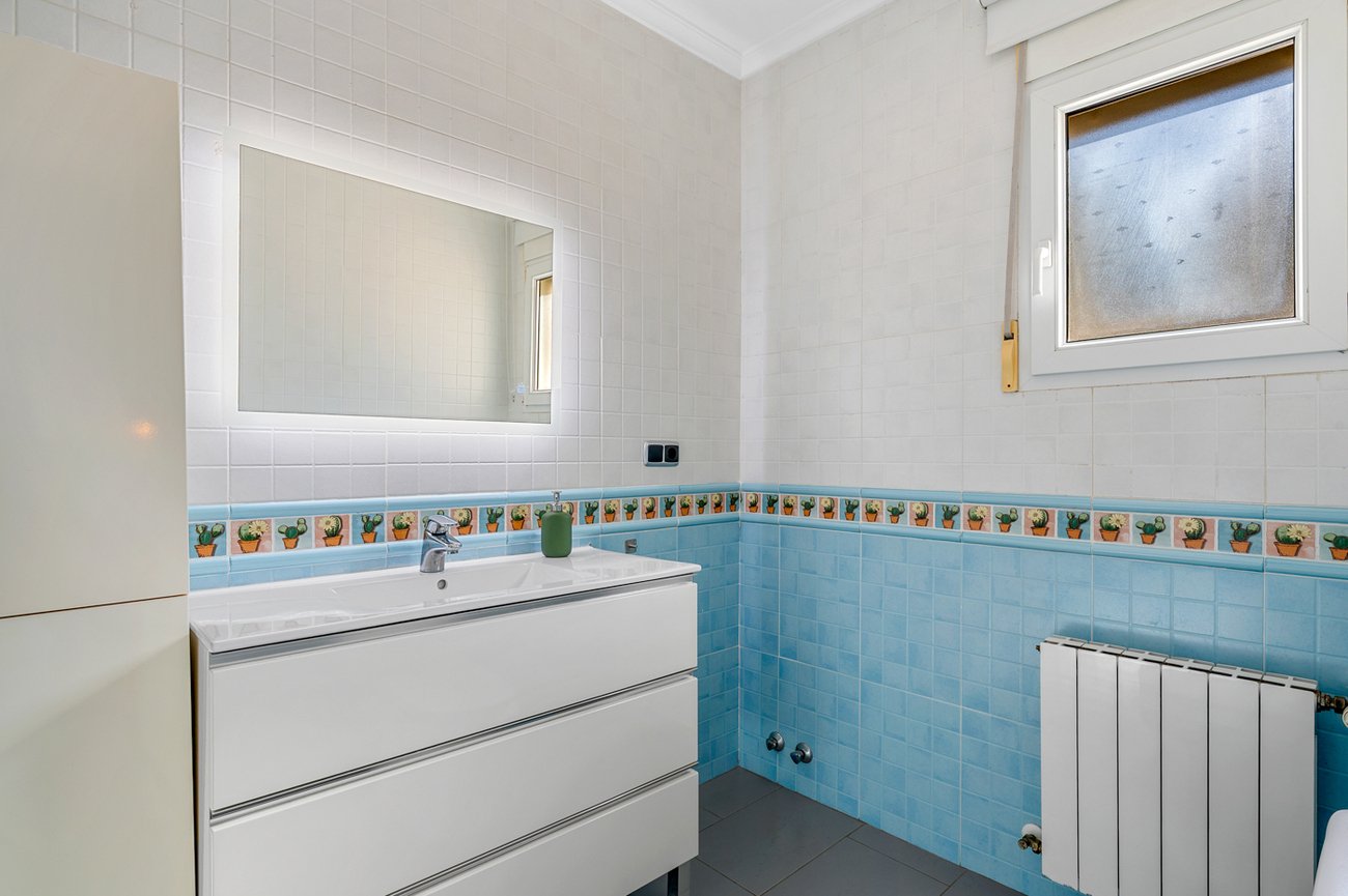 3 Bed 3 Bath Villa in Ciudad De Las Comunicaciones - Caza De Casa