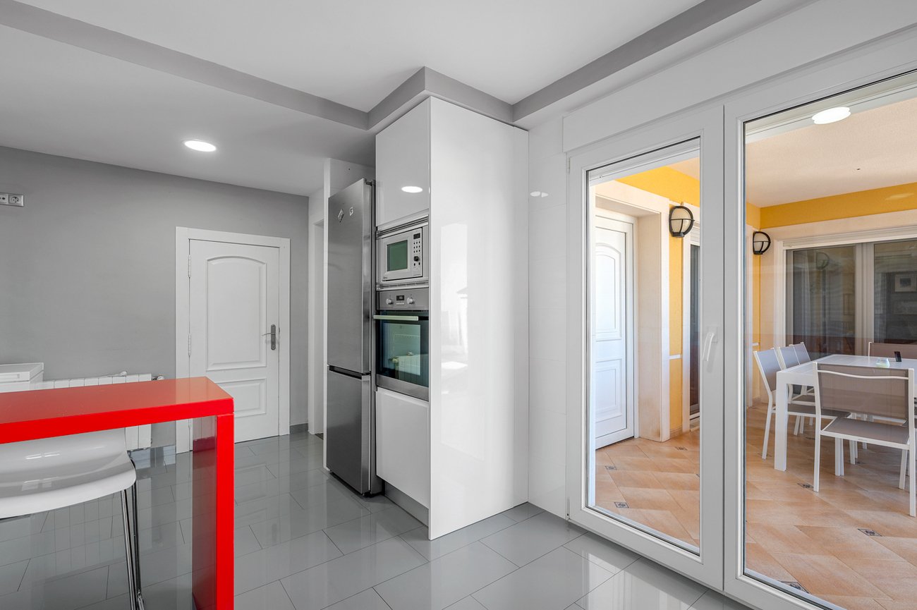 3 Bed 3 Bath Villa in Ciudad De Las Comunicaciones - Caza De Casa