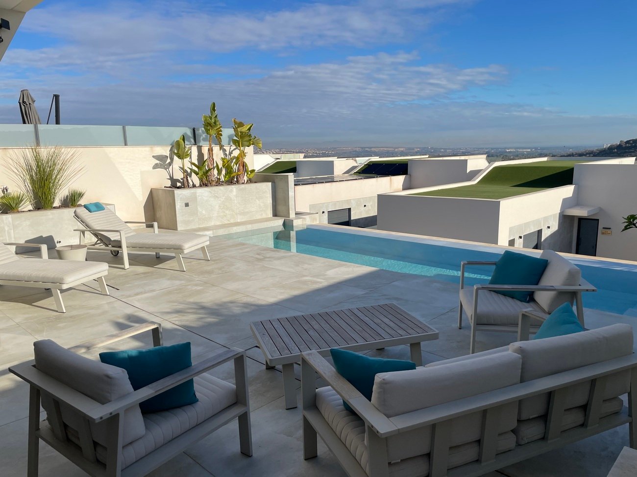 4 Bedroom 3 Bathroom Villa in Ciudad Quesada - Caza De Casa