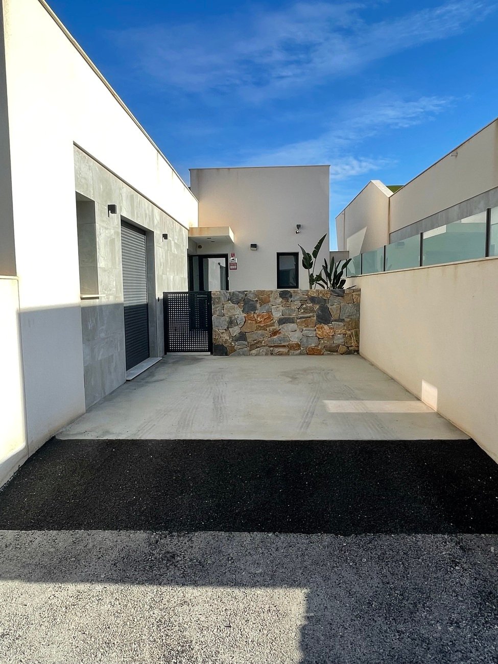 4 Bedroom 3 Bathroom Villa in Ciudad Quesada - Caza De Casa
