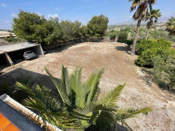 5 Bedroom 2 Bathroom Villa in El Rebolledo - Caza De Casa