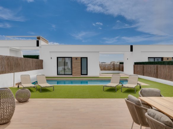 4 Bedroom 4 Bathroom Villa in Finestrat - Caza De Casa