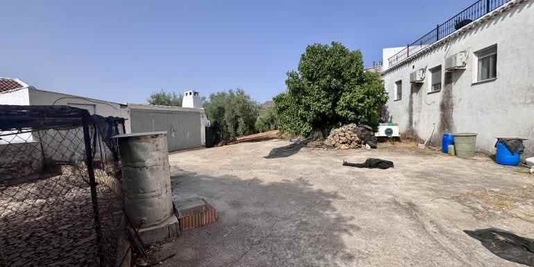4 Bedroom 1 Bathroom Villa in Fuente Del Conde - Caza De Casa