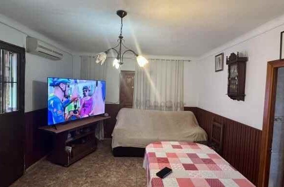 4 Bedroom 1 Bathroom Villa in Fuente Del Conde - Caza De Casa