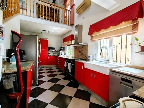 4 Bed 3 Bath Villa in Las Ramblas Golf - Caza De Casa