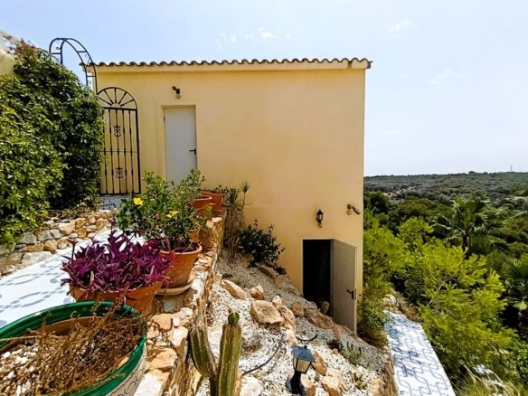 4 Bed 3 Bath Villa in Las Ramblas Golf - Caza De Casa