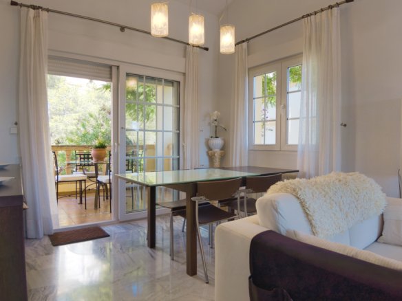 3 Bedroom 2 Bathroom Villa in Las Ramblas Golf - Caza De Casa