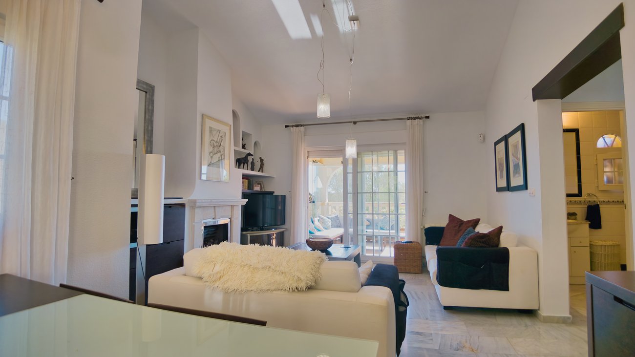 3 Bedroom 2 Bathroom Villa in Las Ramblas Golf - Caza De Casa