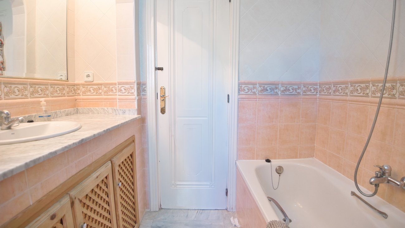 3 Bedroom 2 Bathroom Villa in Las Ramblas Golf - Caza De Casa