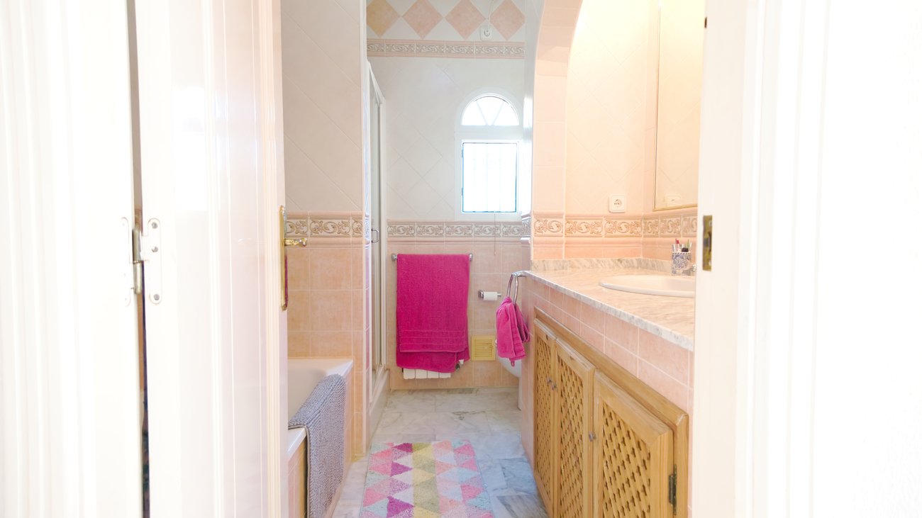 3 Bedroom 2 Bathroom Villa in Las Ramblas Golf - Caza De Casa