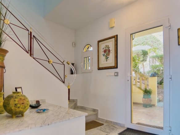 3 Bedroom 2 Bathroom Villa in Las Ramblas Golf - Caza De Casa